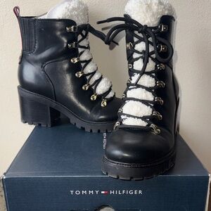 Tommy Hilfiger Women's Black Lace-Up Boots